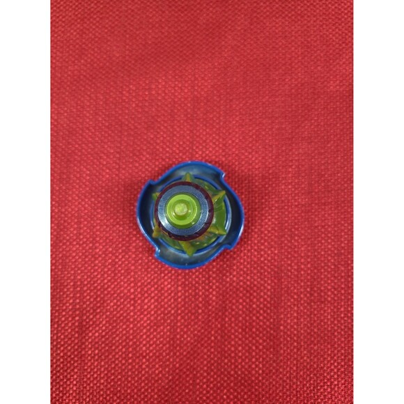 Hasbro Beyblade XTS Tornado Battlers X-06 Lacerta 2011 With Ripcord And Launcher - Picture 4 of 4